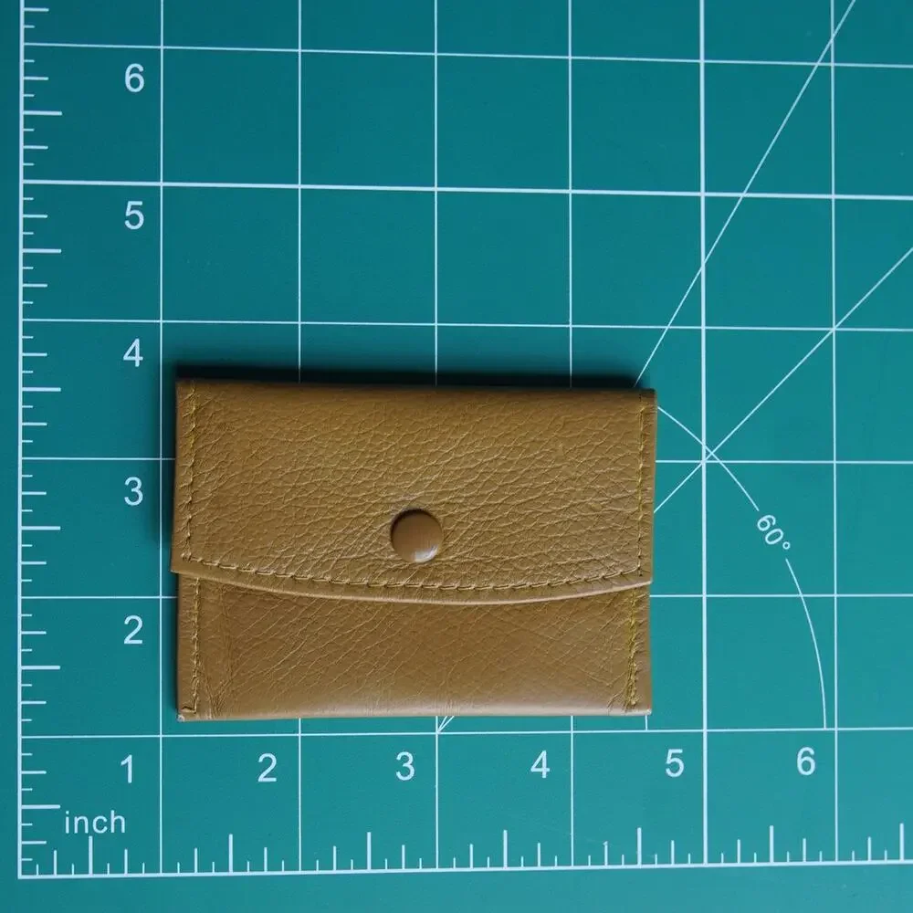 Vintage Beige Leather Snap Coin Purse Change Pouch Mini Wallet